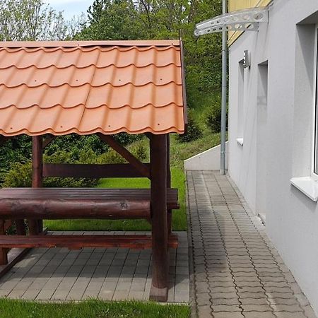 Hotel Nefelejcs Vendégház Balatonkenese Esterno foto